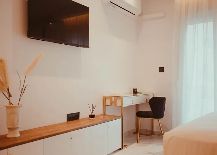 Aelia - Luxury Central Suite