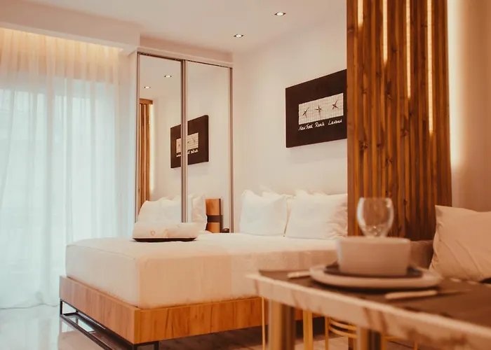 Aelia - Luxury Central Suite